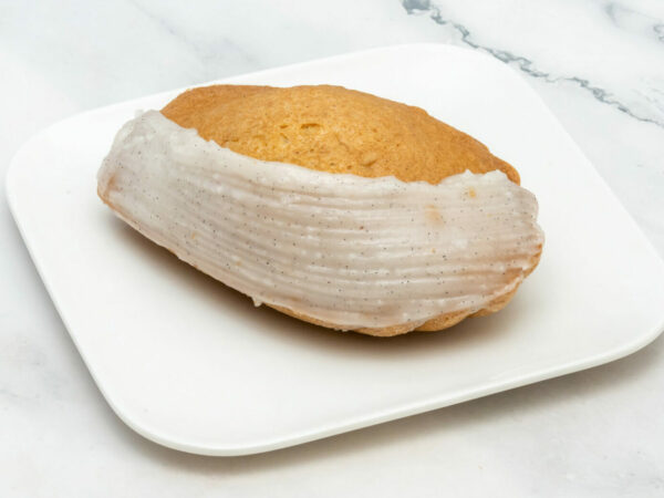 Madeleine XXL – Vanille de Madagascar : Madeleine XXL vanille de Madagascar glacée Mad Madeleine